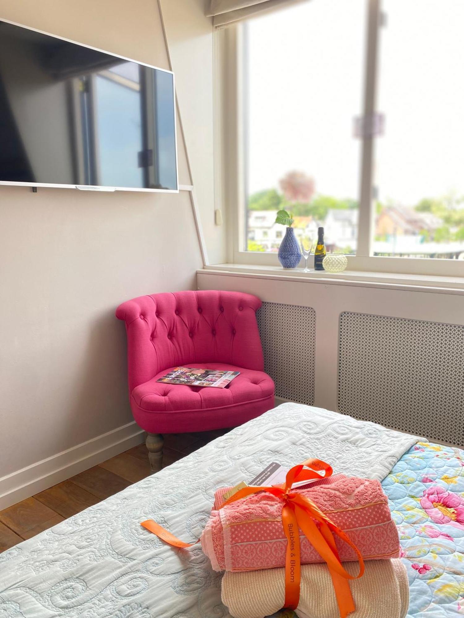 Bubbles & Bed Bed & Breakfast Bilthoven Bagian luar foto