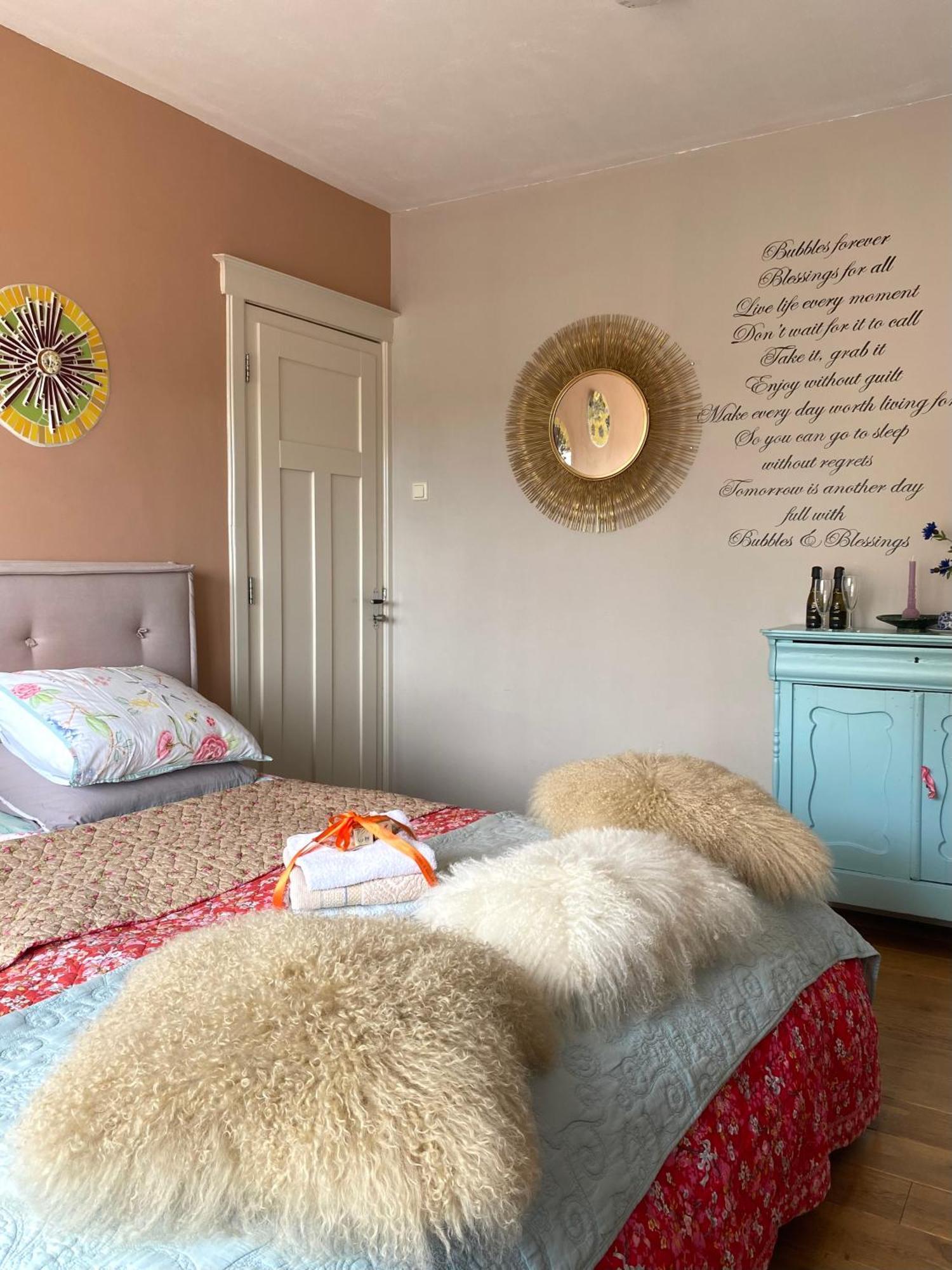 Bubbles & Bed Bed & Breakfast Bilthoven Bagian luar foto